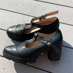 Chic Black Women's Strap Heels